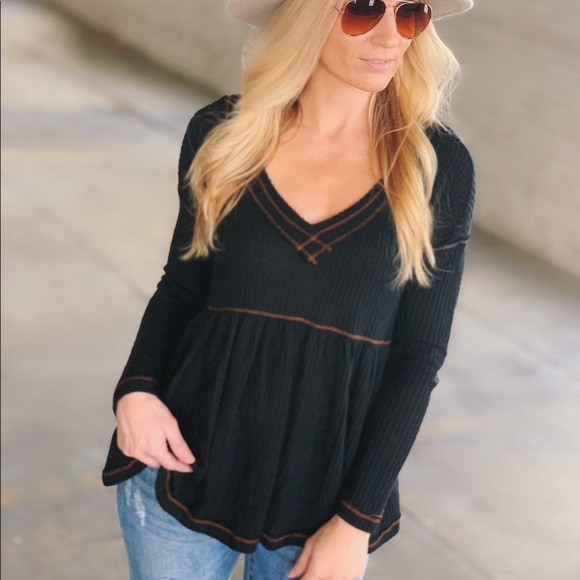 NEVER TOO LATE WAFFLE KNIT SWEATER TOP- BLACK - Picture 3 of 11